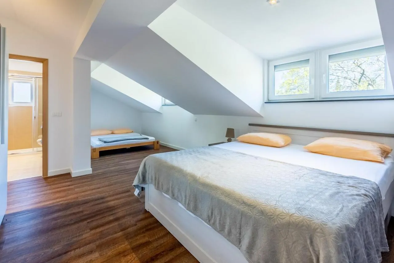 Gasthof Rimac Apartments And Rooms Novi Vinodolski