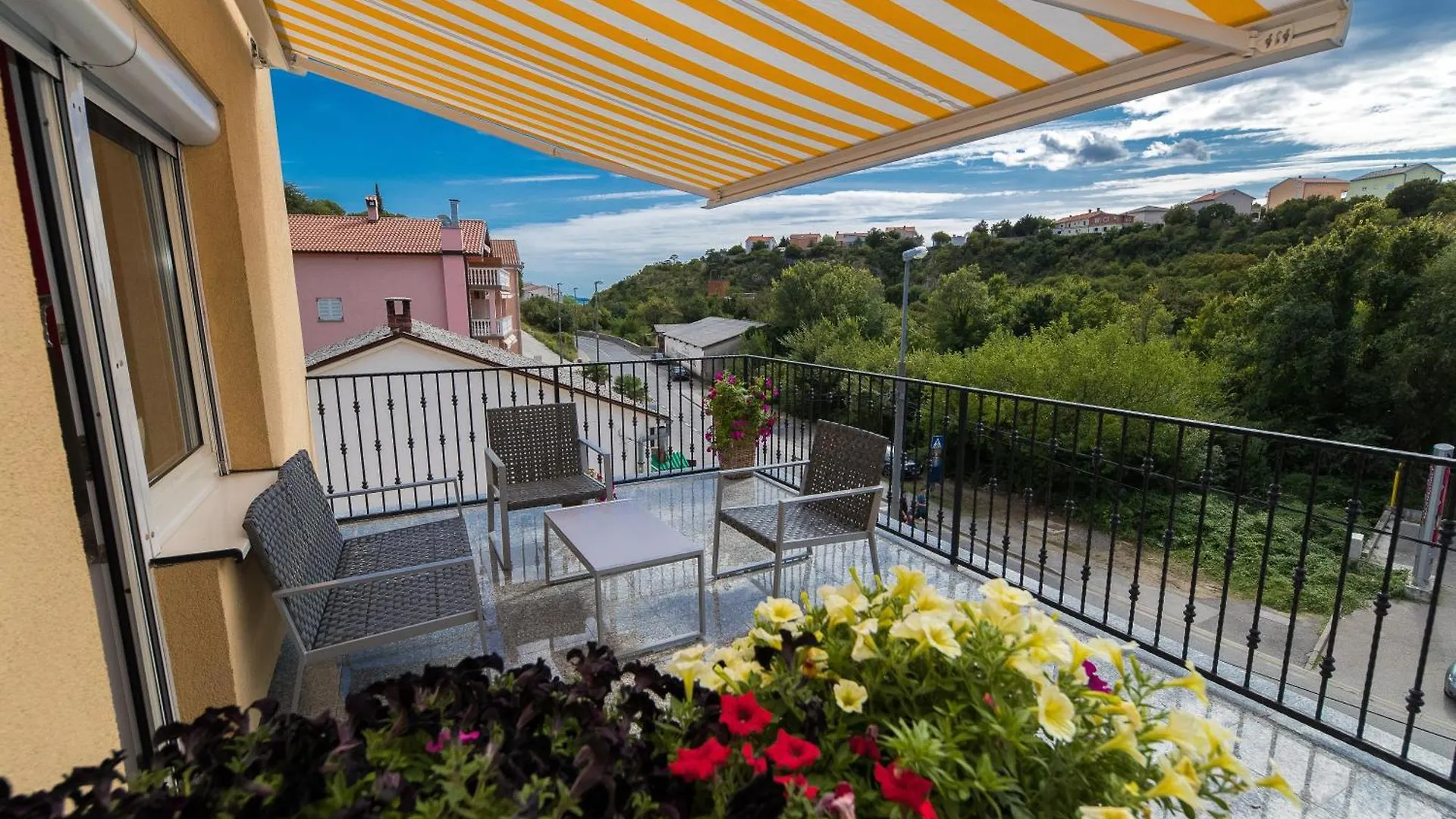 Rimac Apartments And Rooms Novi Vinodolski Kroatien